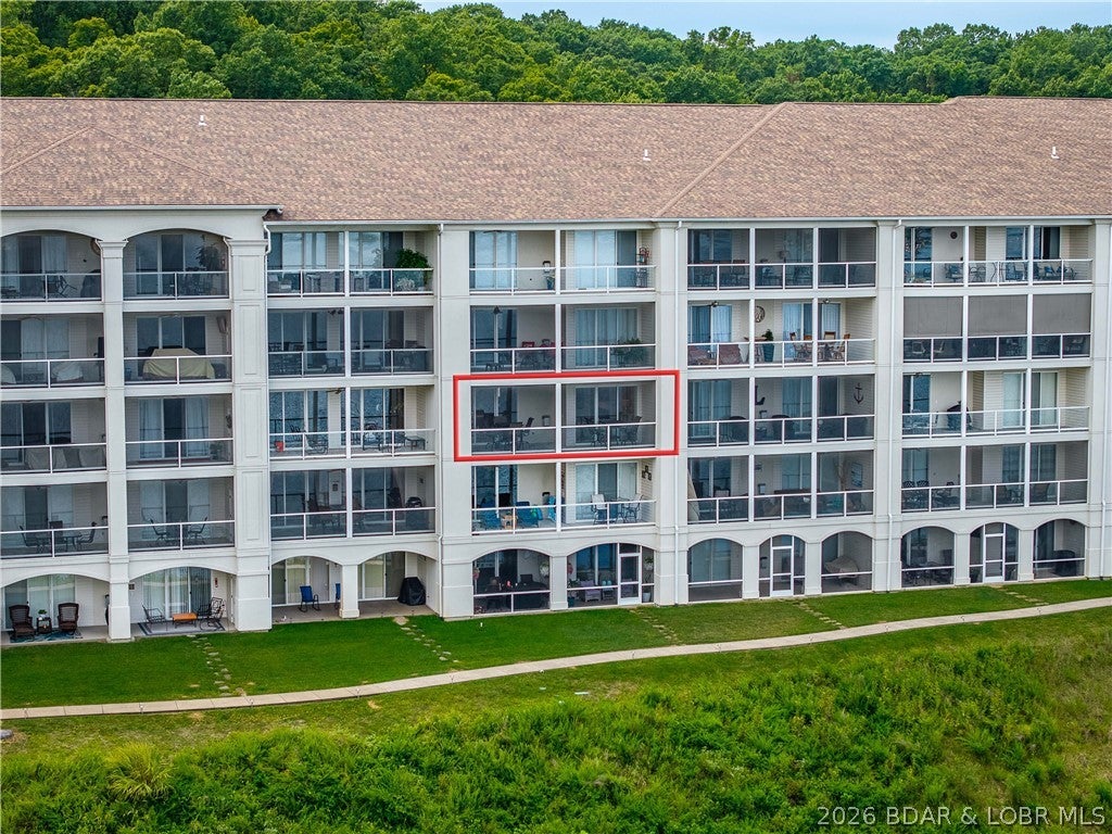 Trinity Pointe Condominiums - Residential