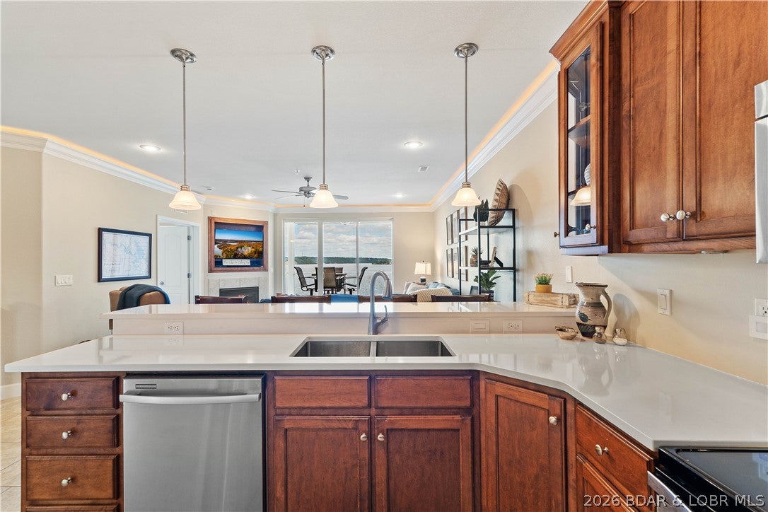 Trinity Pointe Condominiums - Residential