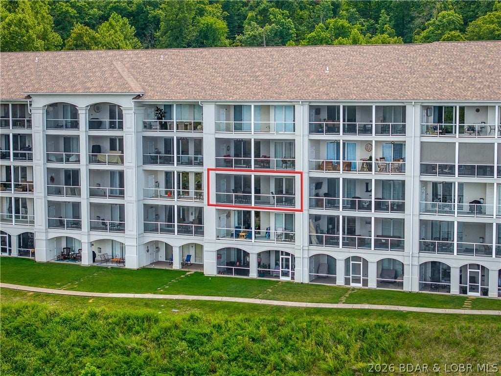 Trinity Pointe Condominiums - Residential