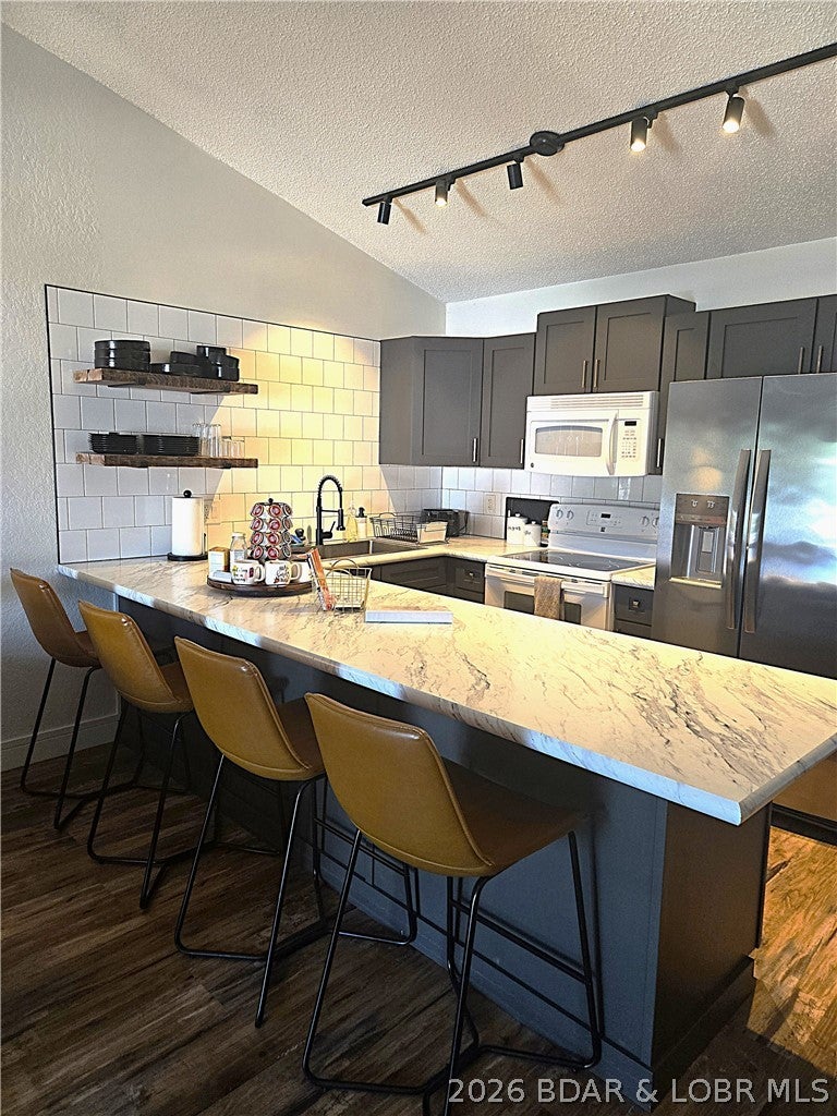 Southwood Shores Condominium - Residential