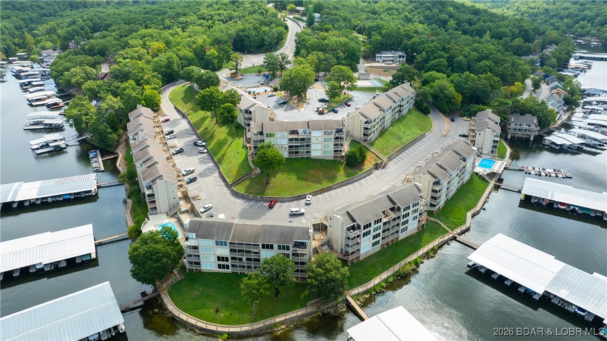 Indian Pointe Condominium - Residential
