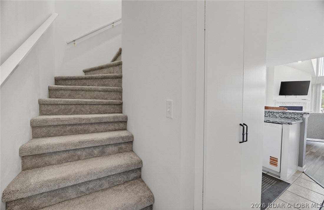 Cedar Glen Condominium - Residential