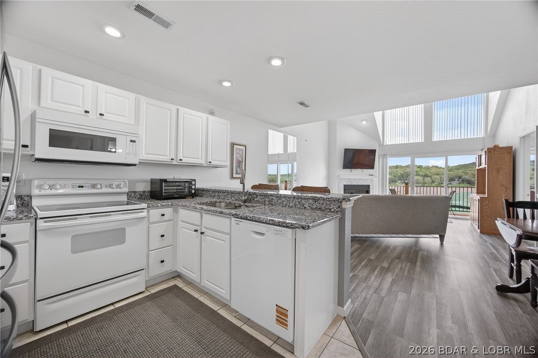 Cedar Glen Condominium - Residential