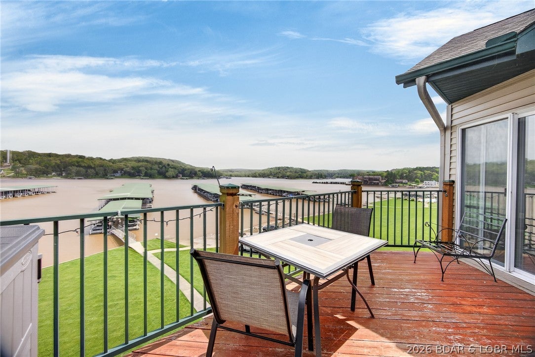 Cedar Glen Condominium - Residential