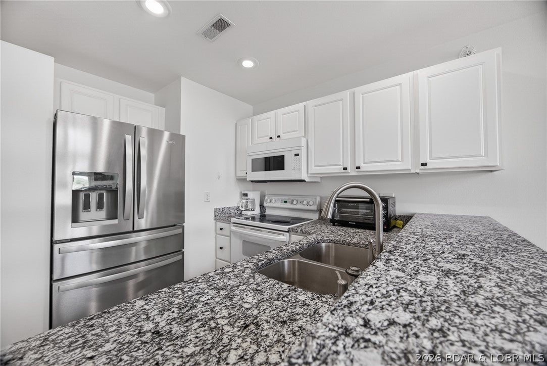 Cedar Glen Condominium - Residential