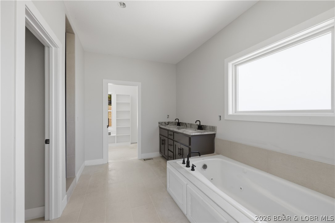 Shores of Eagle's View - Residential