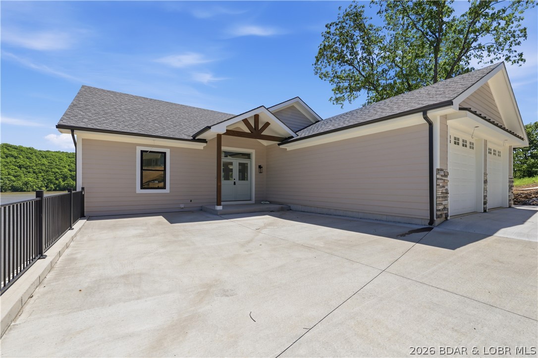 Shores of Eagle's View - Residential