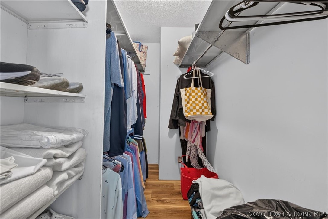 Golden Goose - Residential