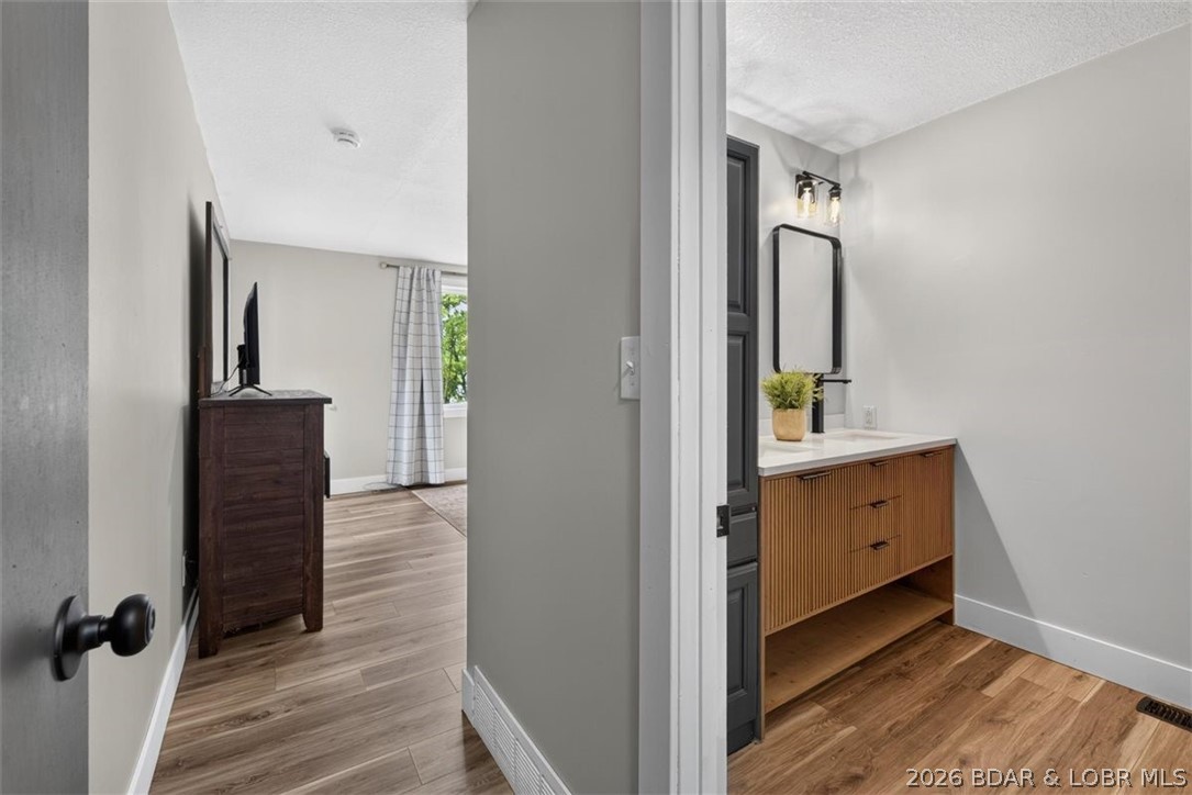Golden Goose - Residential