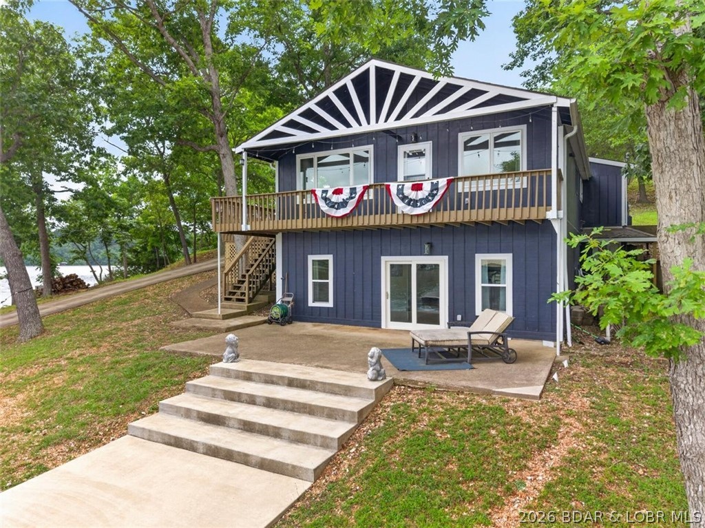 Golden Goose - Residential
