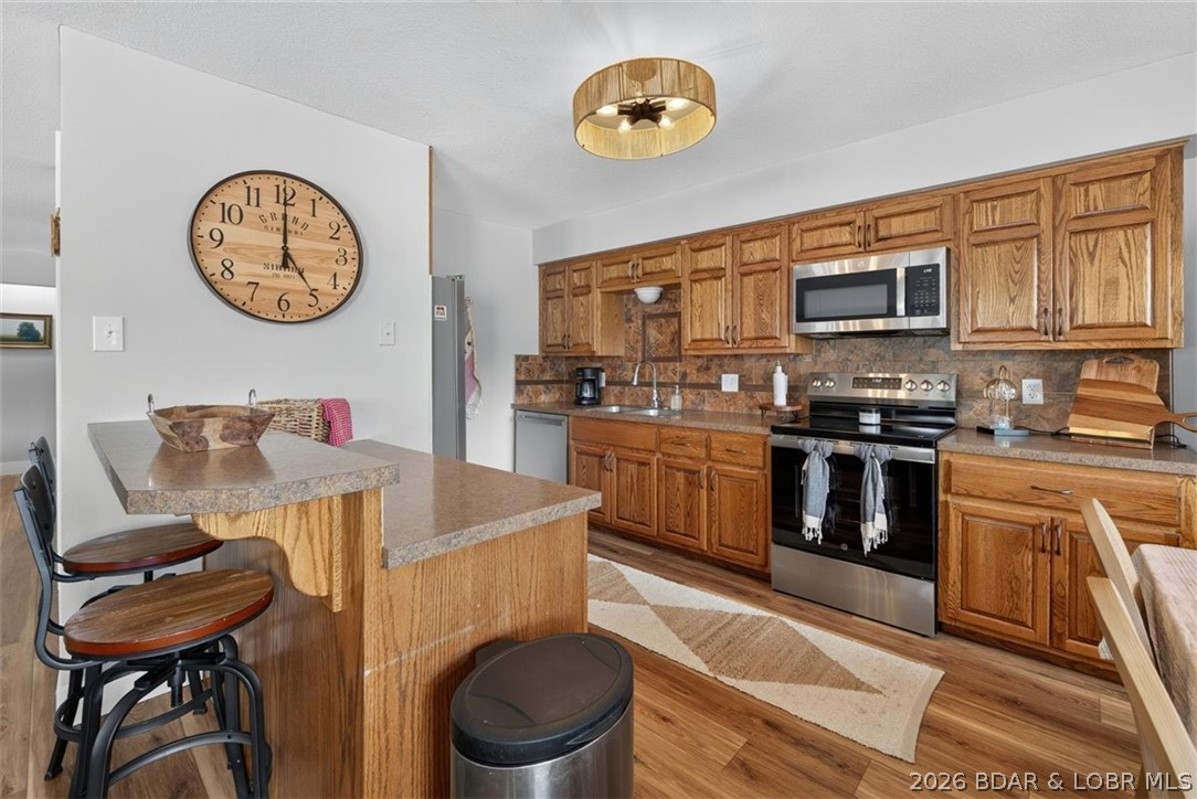 Golden Goose - Residential