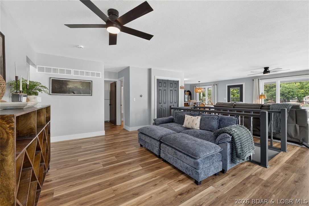 Golden Goose - Residential