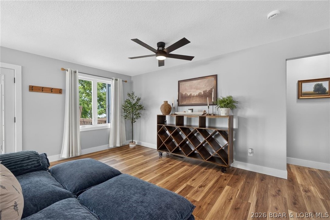 Golden Goose - Residential