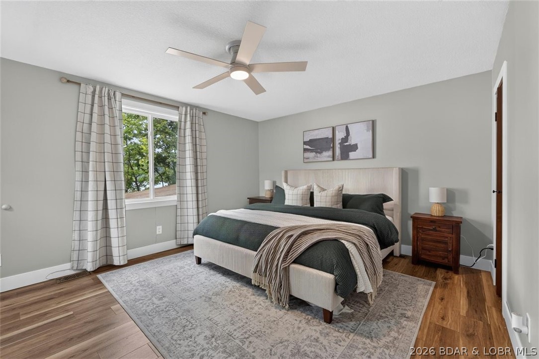 Golden Goose - Residential