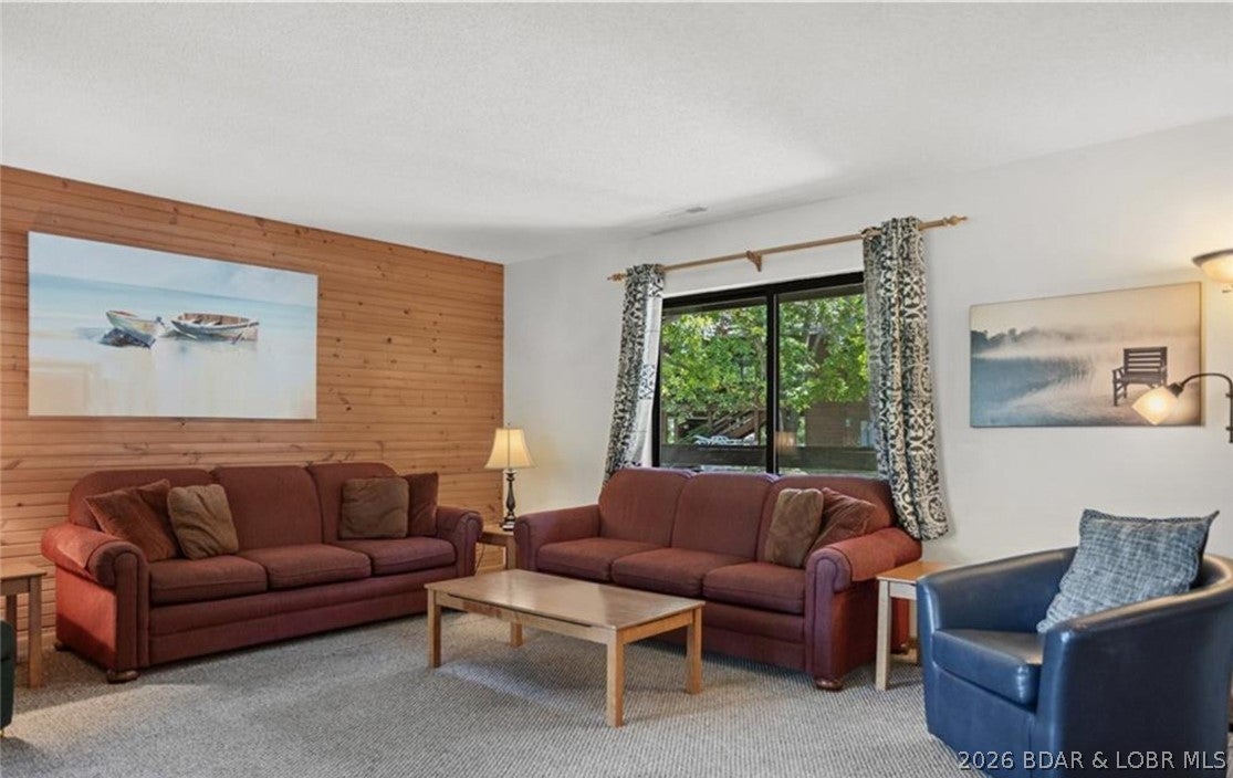 Lone Oak Point - Residential