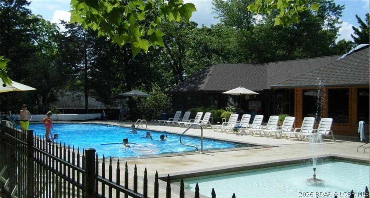 Lone Oak Point - Residential