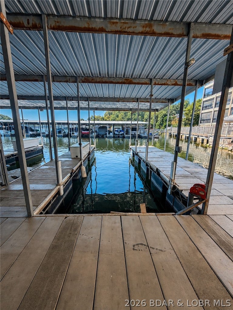 The Falls Condo - Residential