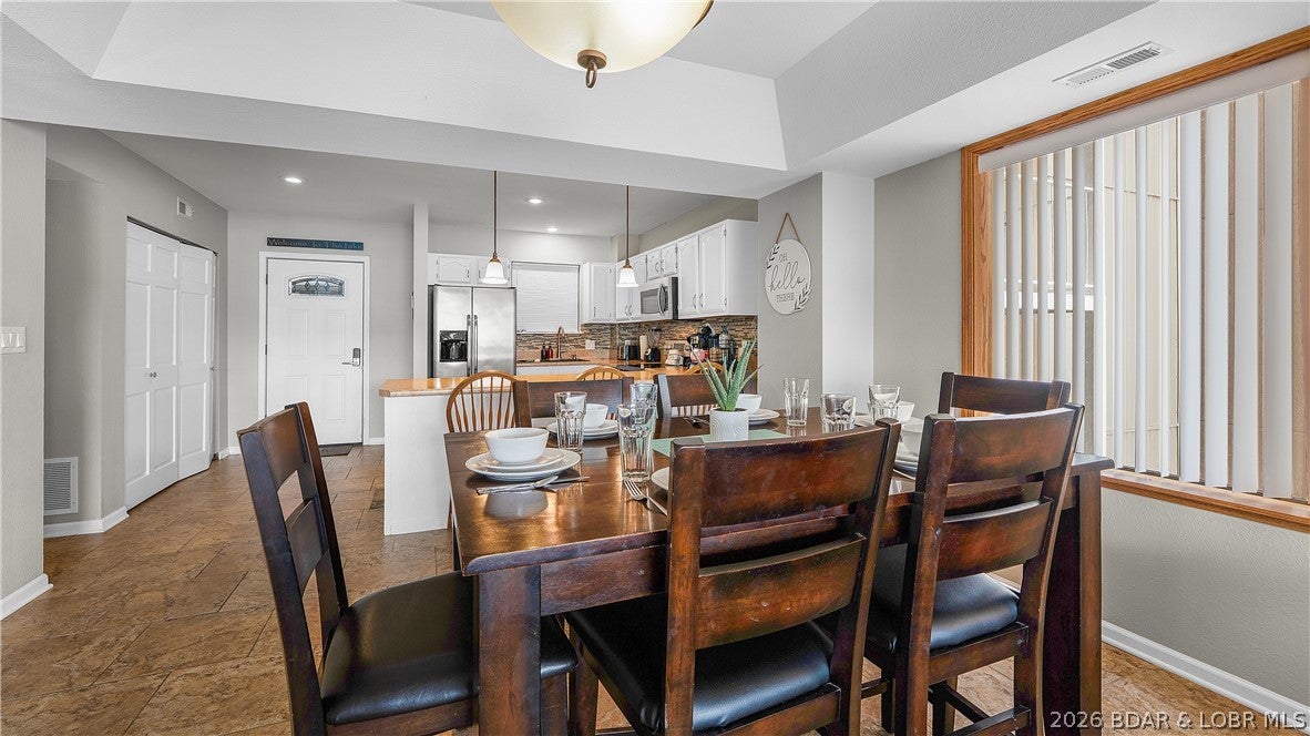 The Falls Condo - Residential