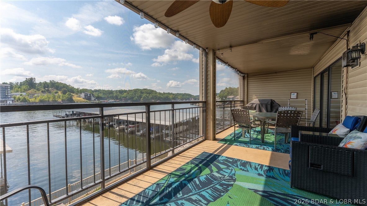 The Falls Condo - Residential