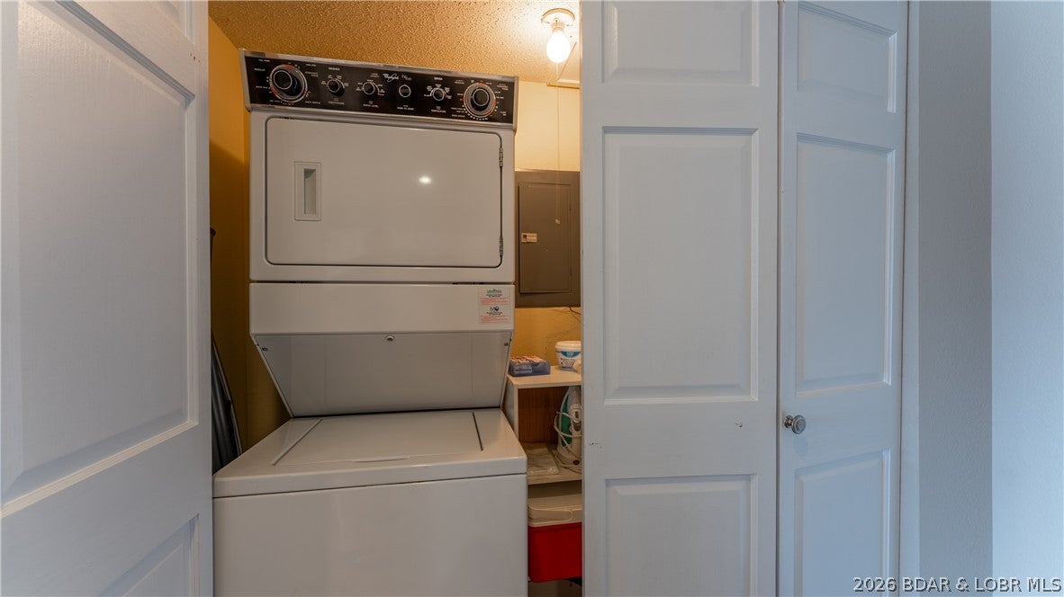 The Falls Condo - Residential