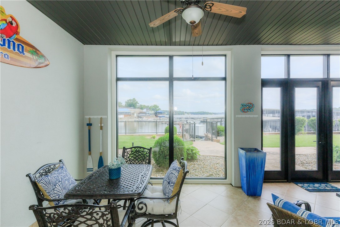 The Hamptons Condominium - Residential