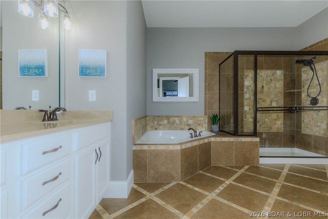 The Hamptons Condominium - Residential