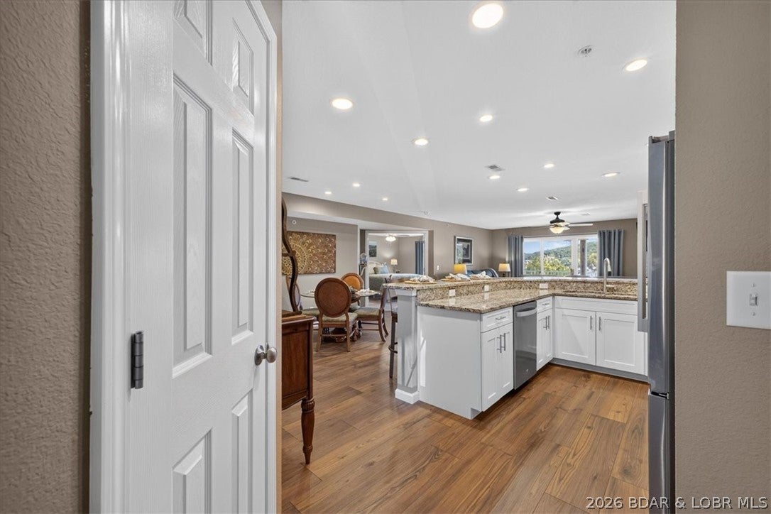 Cedar Heights Condominium - Residential