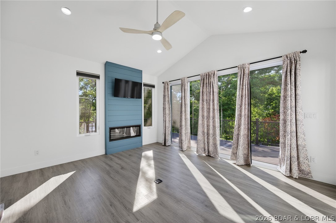 Four Seasons - Residential