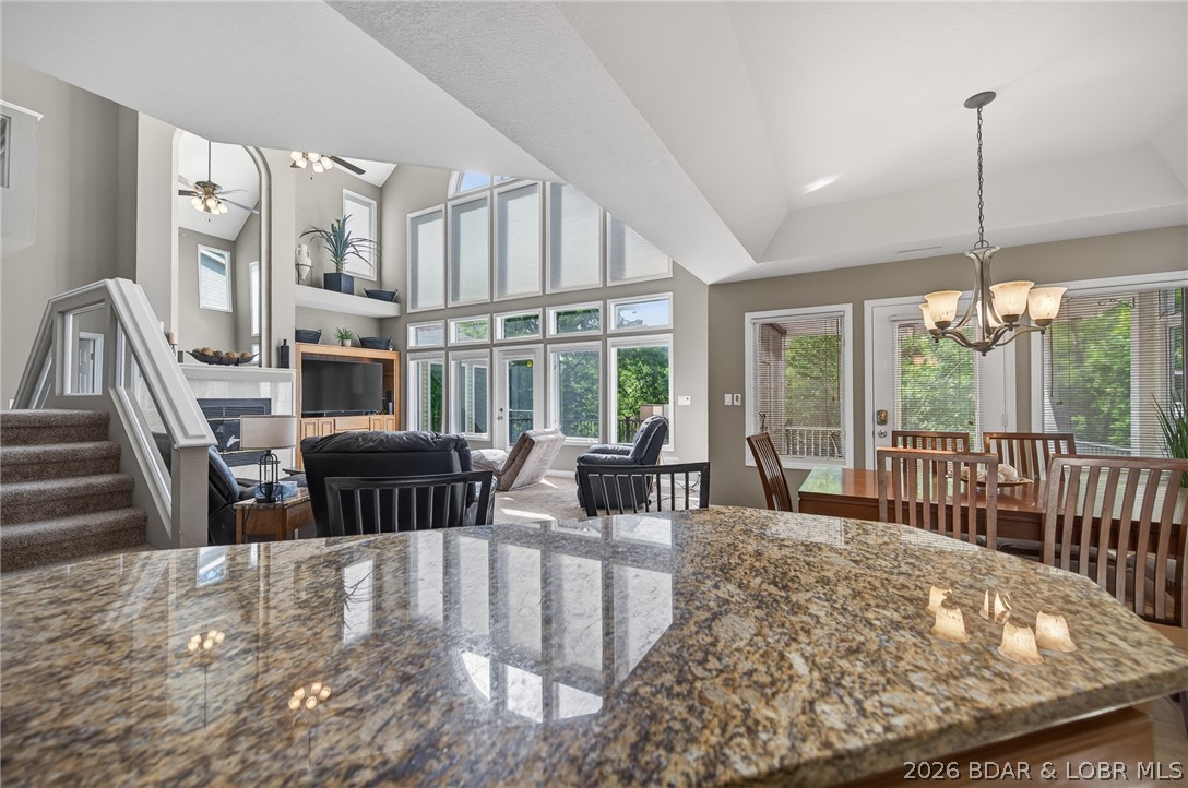 Four Seasons - Residential