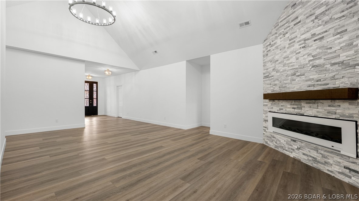 Grand Point No. 2 - Residential