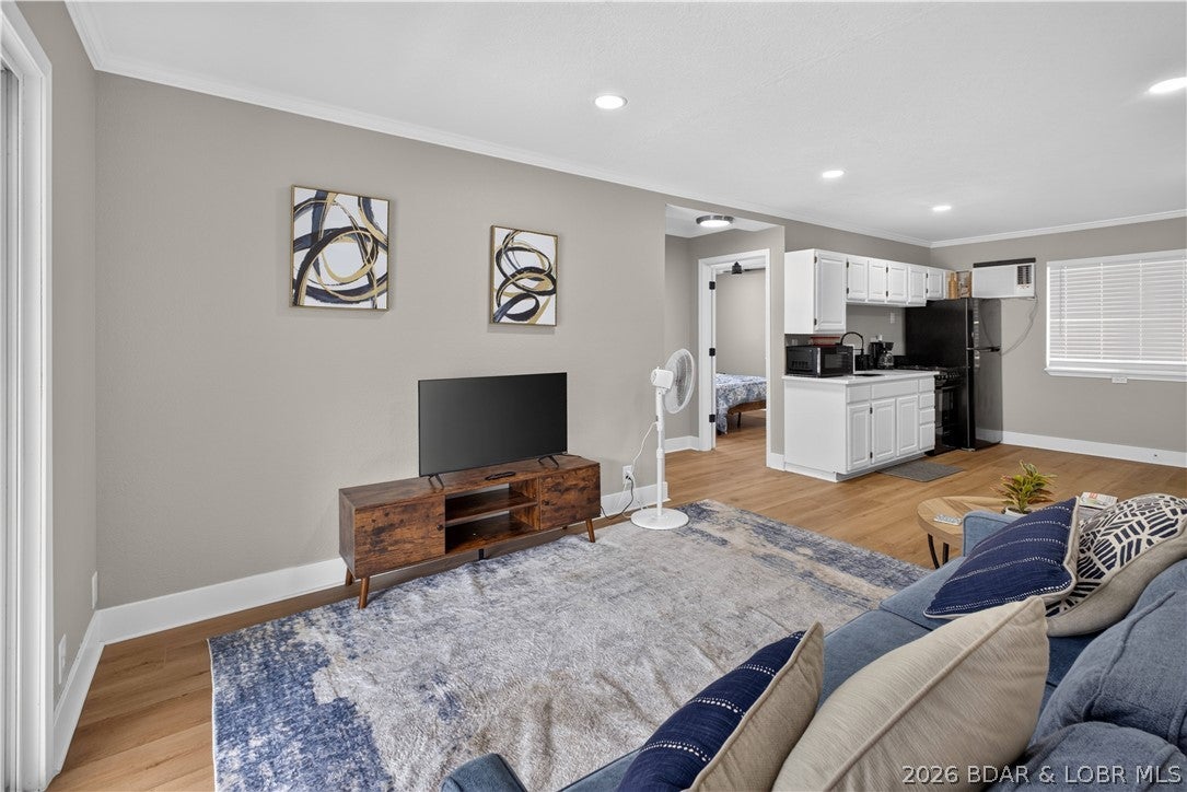 Golden Goose - Residential