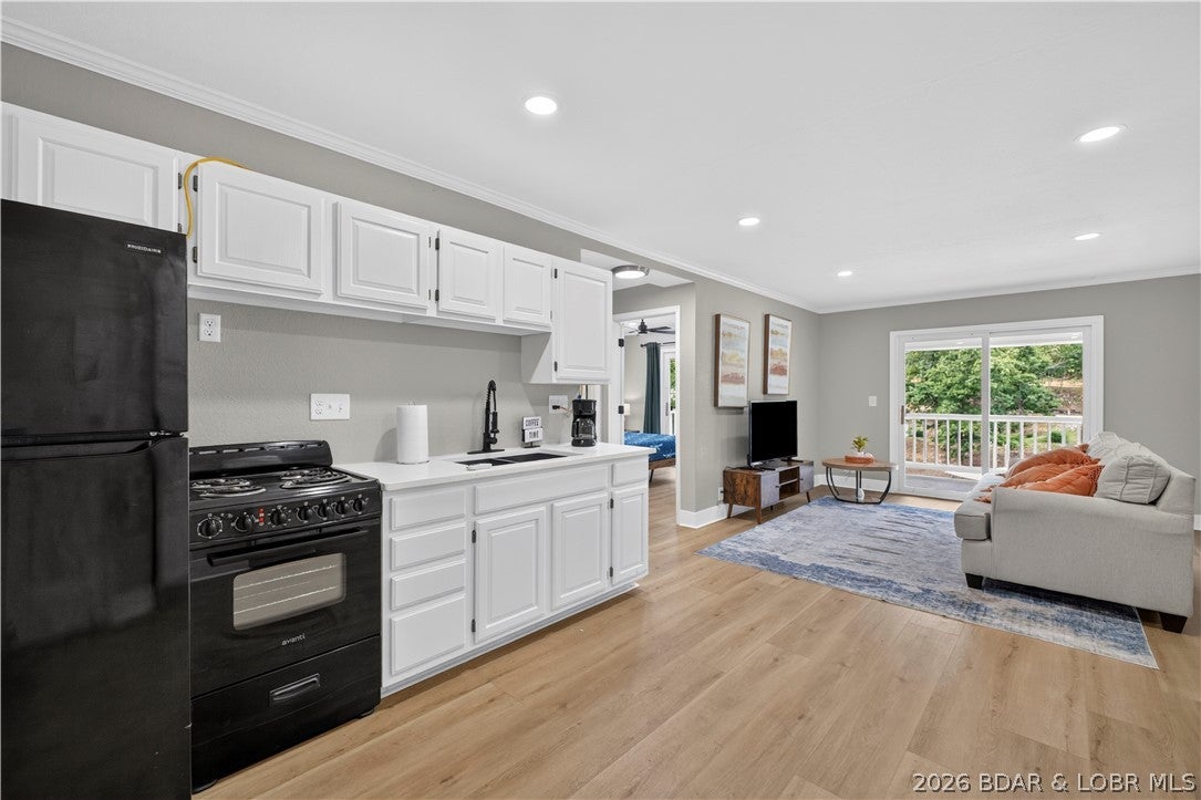 Golden Goose - Residential