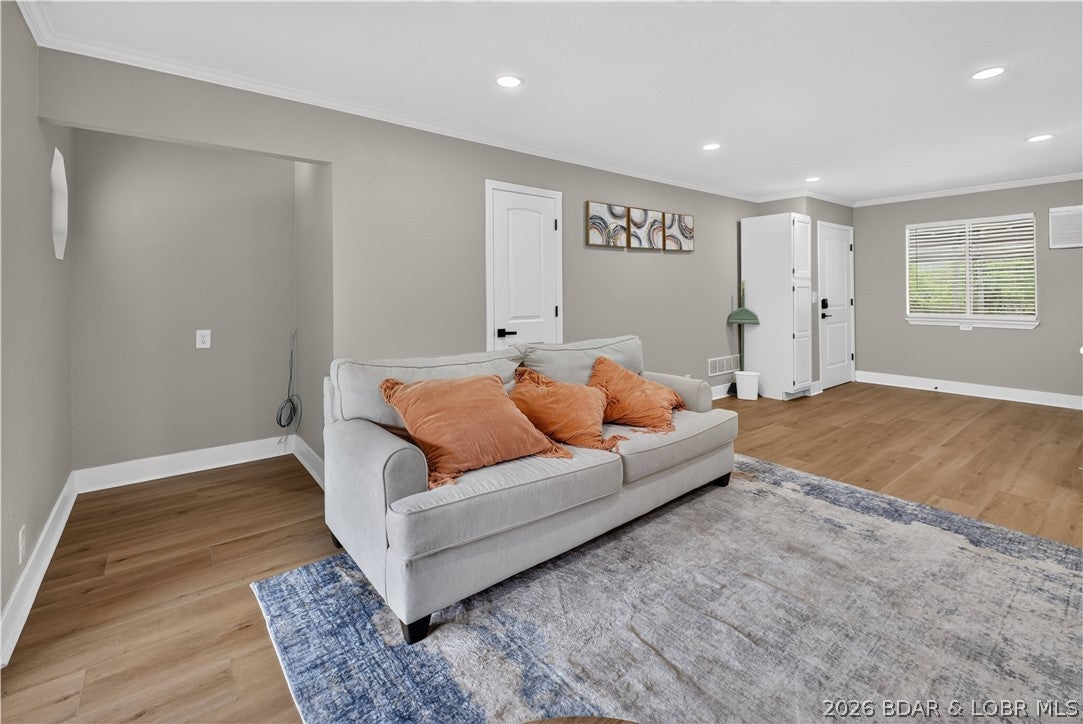Golden Goose - Residential