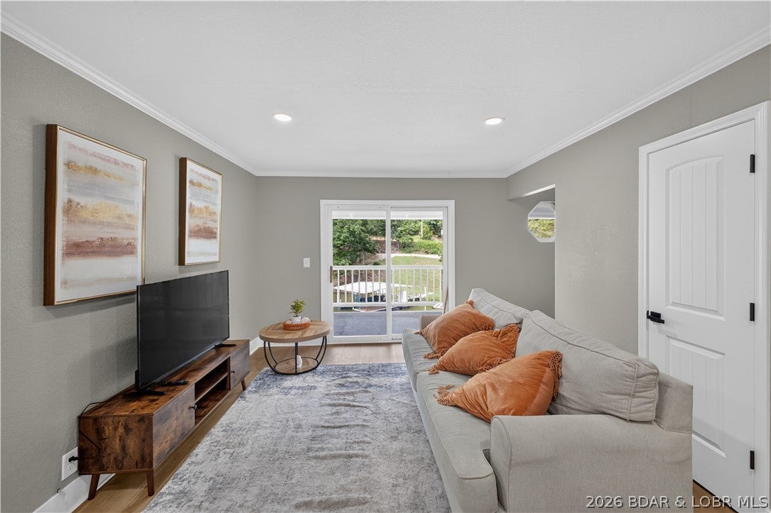 Golden Goose - Residential