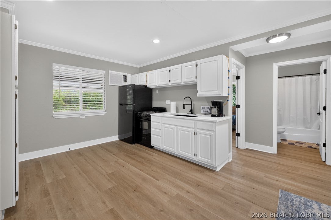 Golden Goose - Residential