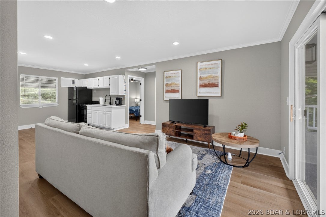 Golden Goose - Residential