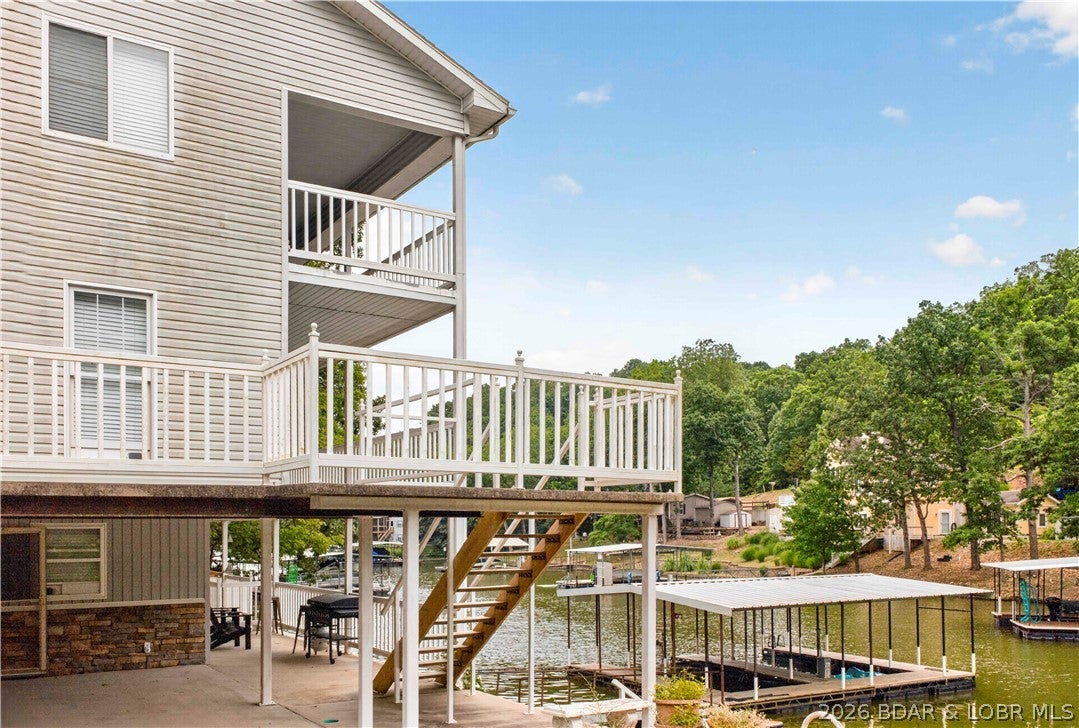 Golden Goose - Residential