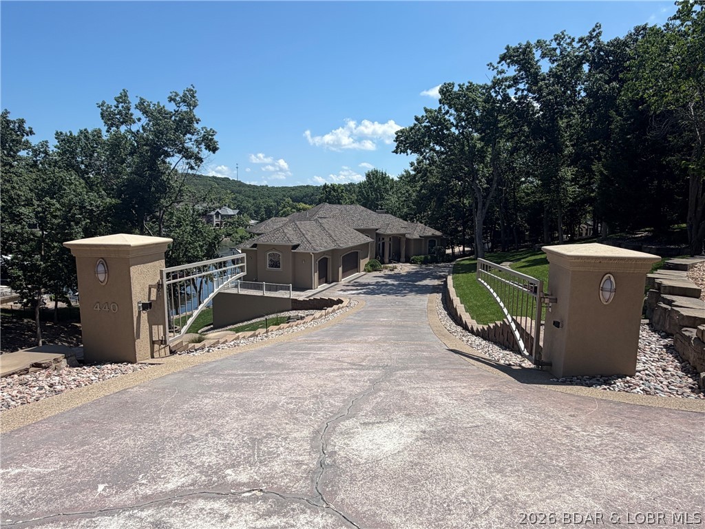 Forestridge Village At Shawnee - Residential