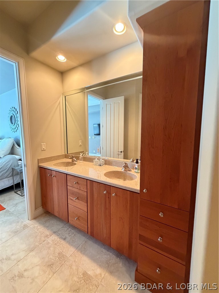 Forestridge Village At Shawnee - Residential