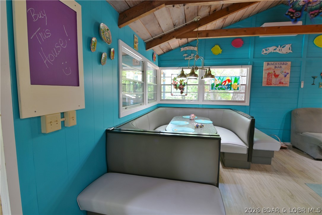 Smileys - Residential
