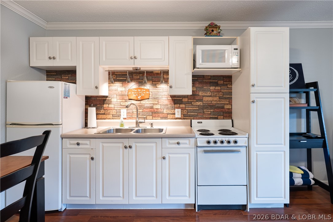 Koala Bear Condominium - Residential