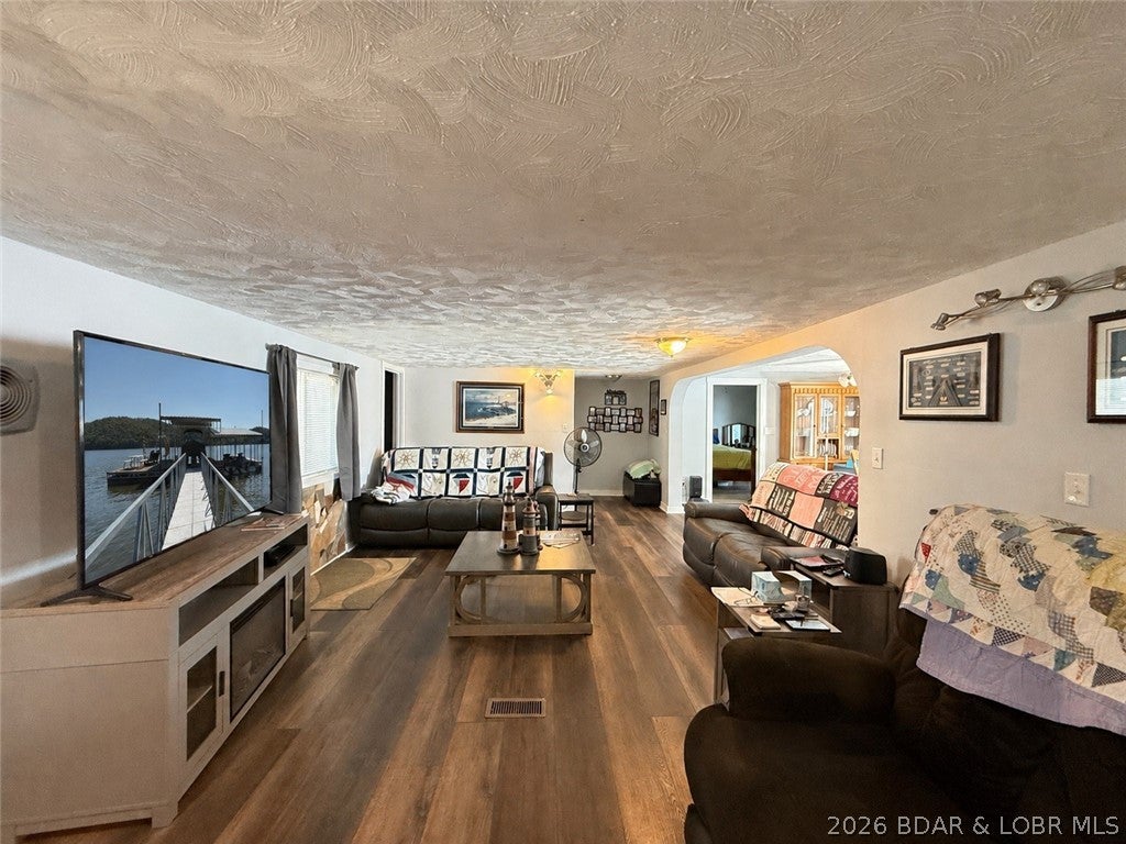 Ivy Bend - Residential