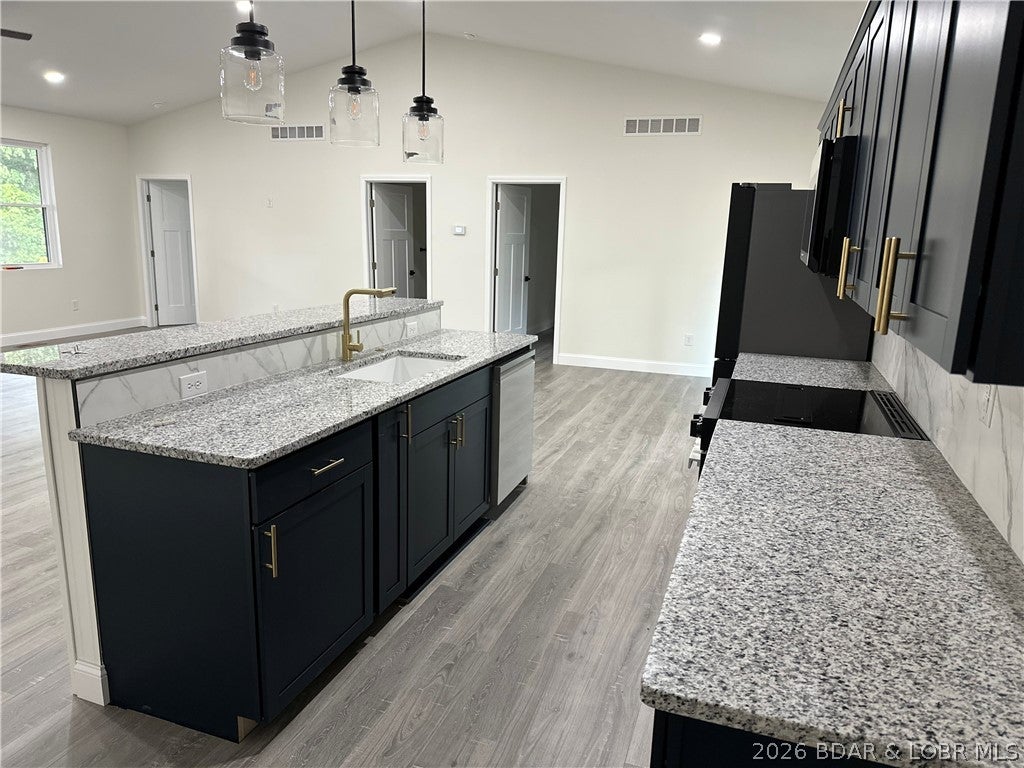 Tonka Villa Estates - Residential