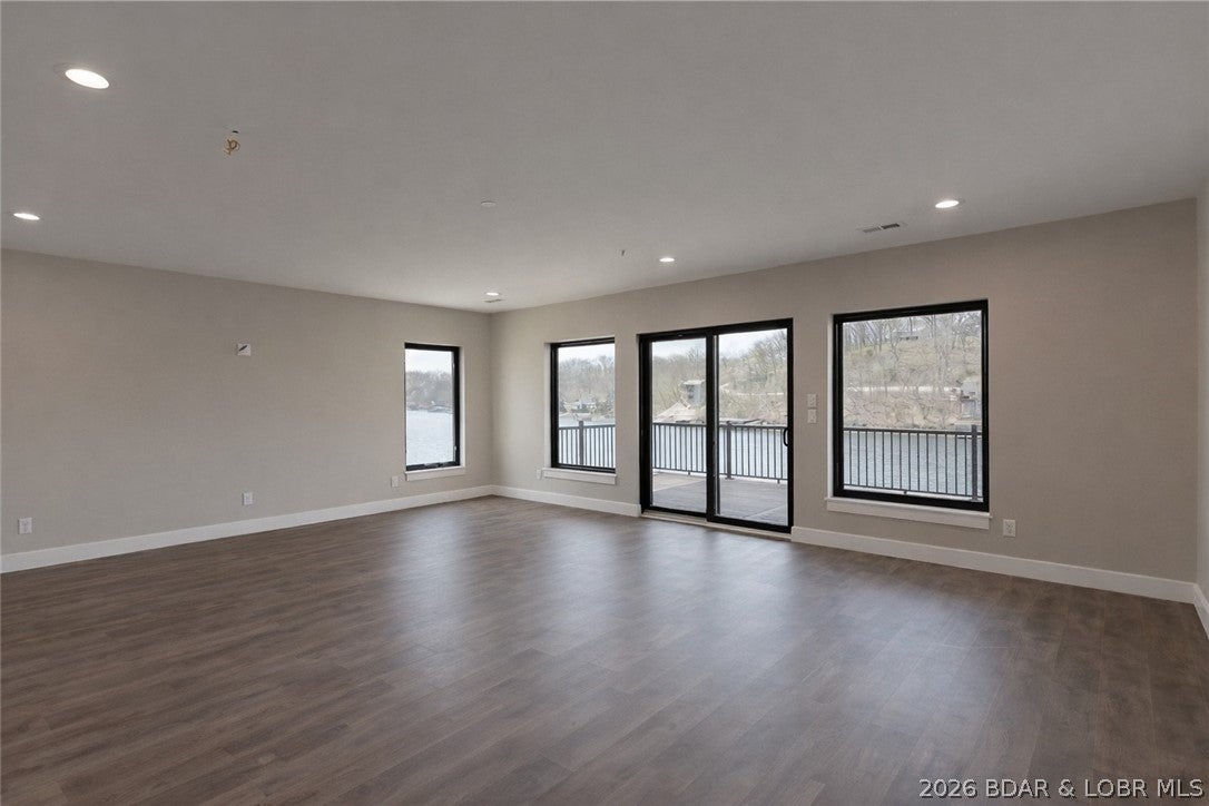 Waters Edge Estates - Residential