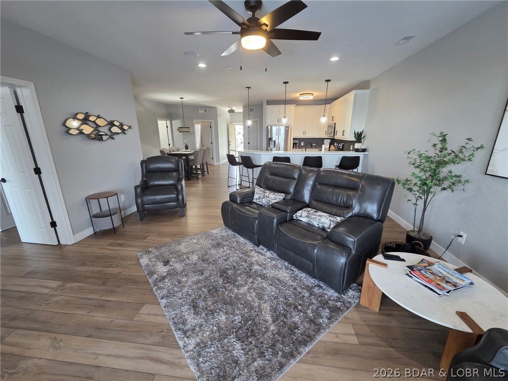 Lands End Communities Subdiv - Residential
