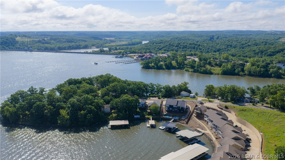 Harbor One - Residential
