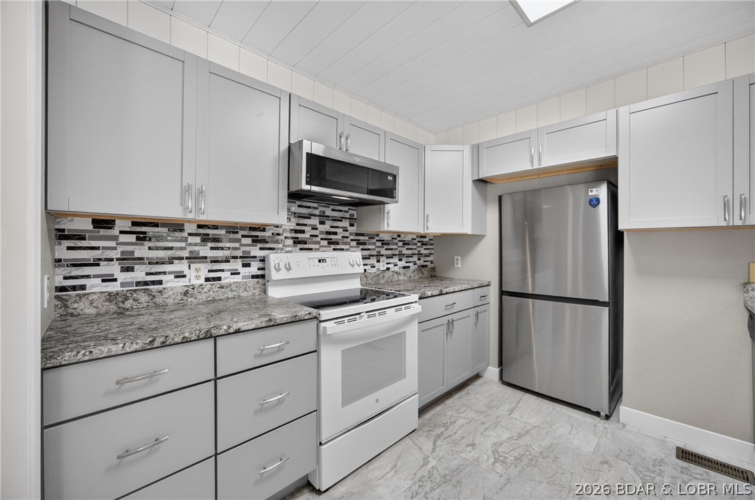 Imperial Point - Residential