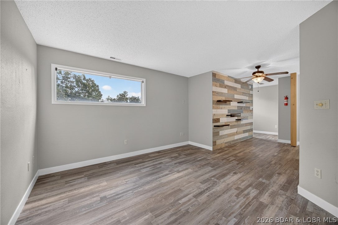 Imperial Point - Residential