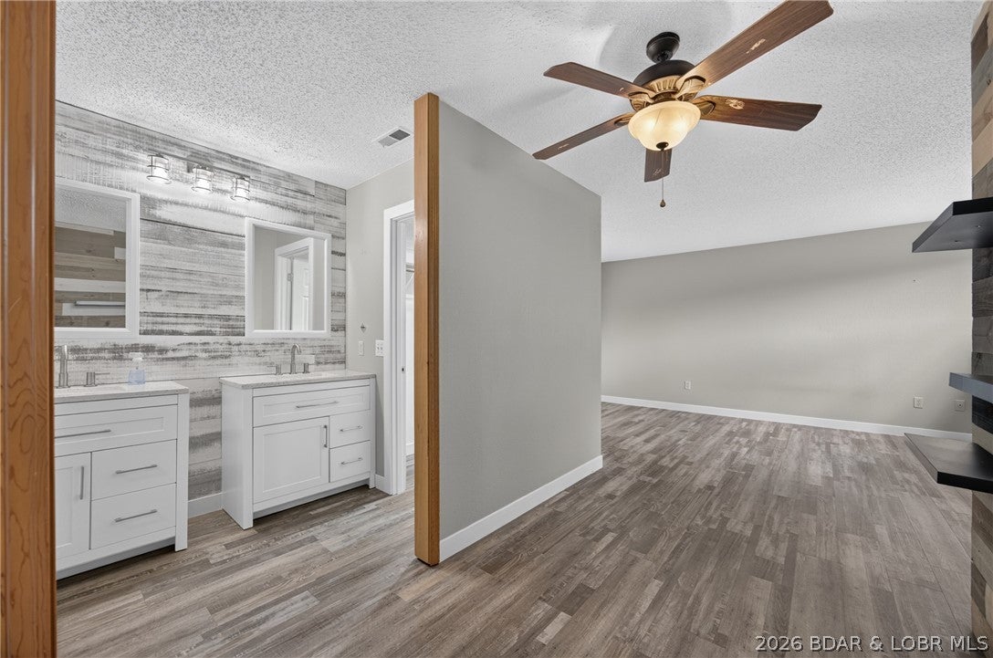 Imperial Point - Residential