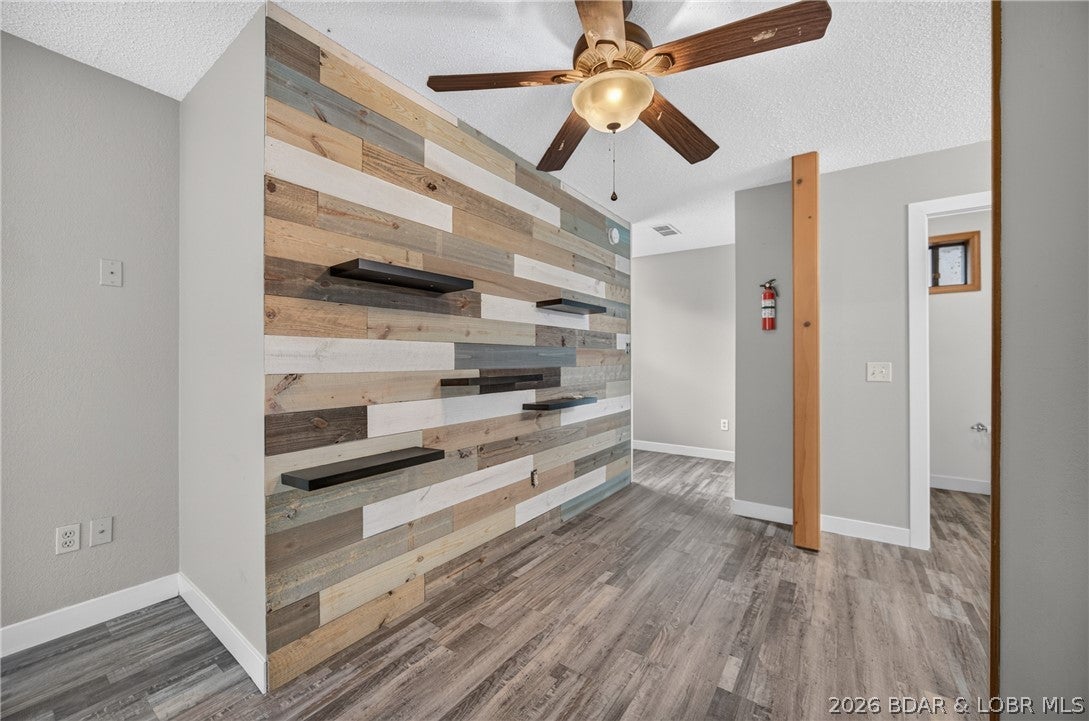 Imperial Point - Residential